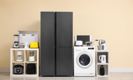 Tagihan Listrik Membesar? Periksa Kebiasaan Ini di Rumah