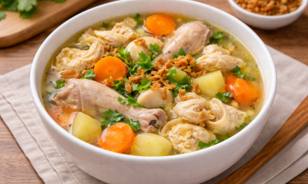 Sup Ayam Kembang Tahu, Menu Hangat Favorit Saat Musim Hujan