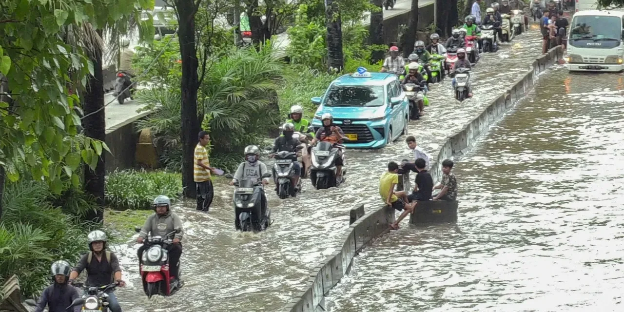 Genangan Air di Jakarta: 39 RT dan 3 Ruas Jalan Terdampak