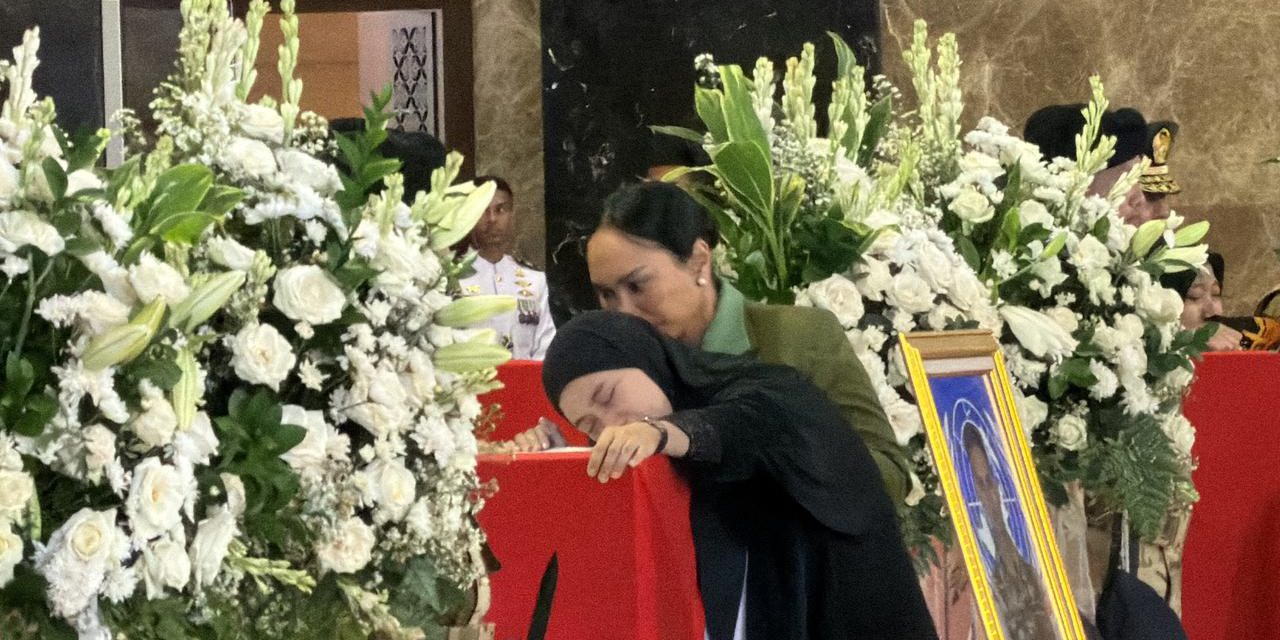Tangis Keluarga Sambut Jenazah 3 Prajurit TNI Gugur di Lebanon