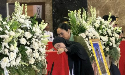 Tangis Keluarga Sambut Jenazah 3 Prajurit TNI Gugur di Lebanon