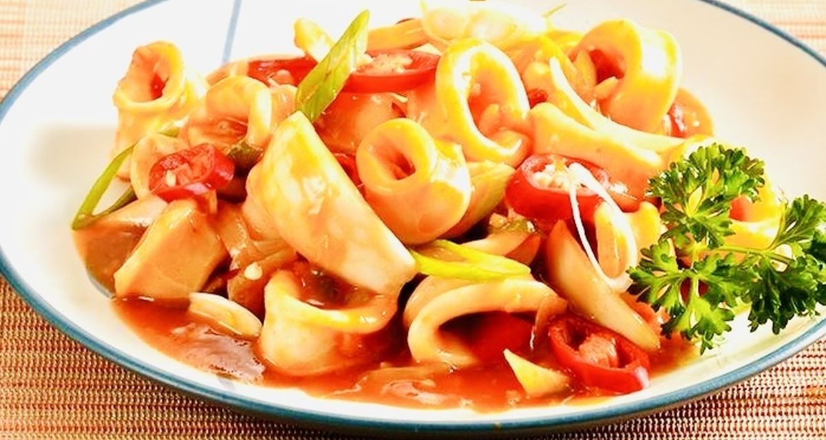 Resep Tumis Cumi Anti Alot, 2 Menit Empuk & Gurih Maksimal