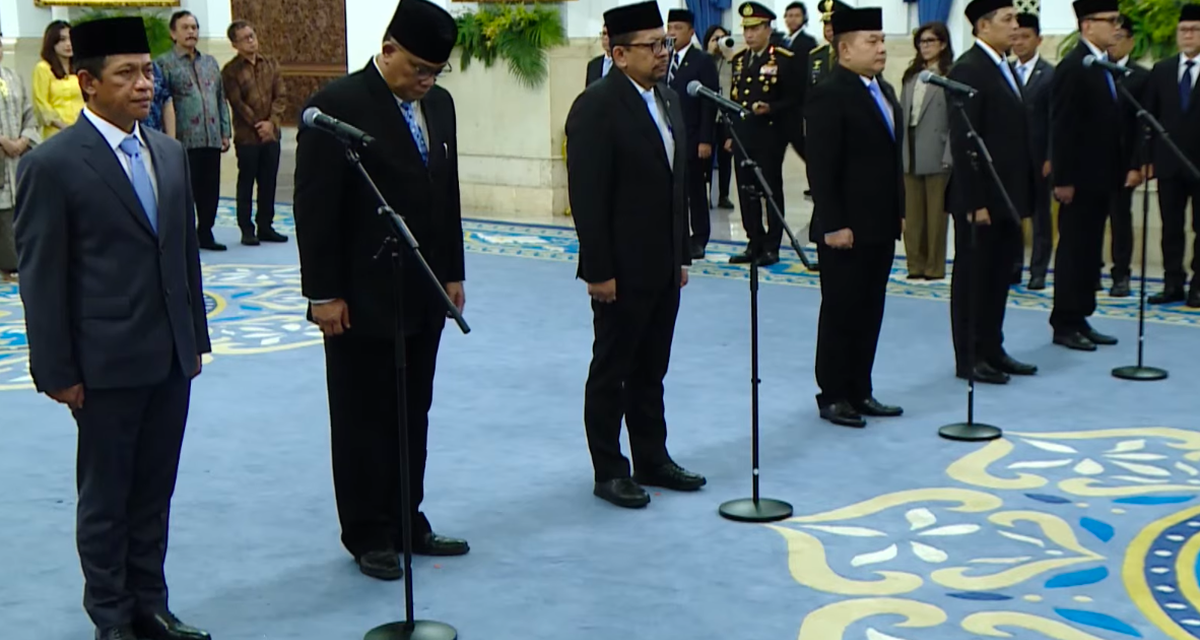 Prabowo Lantik 6 Pejabat Baru dalam Reshuffle Kabinet 2026