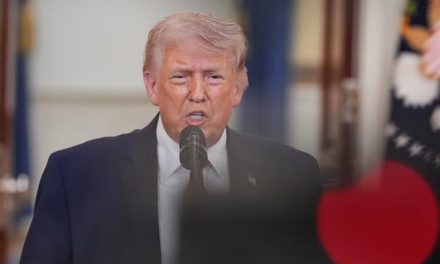 AS vs Iran: Klaim Penyelamatan Pilot Picu Kontroversi