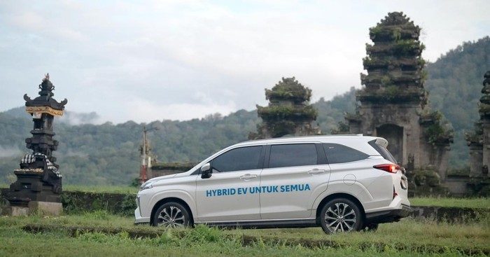 Penjualan mobil hybrid di Indonesia meningkat pesat sepanjang Januari hingga Mei 2026