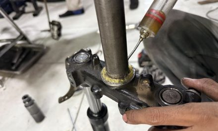Jangan Anggap Sepele, Kebiasaan Ini Bisa Mempercepat Kerusakan Komstir Motor