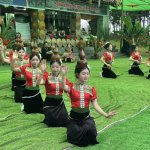Festival Budaya Etnis Vietnam Meriahkan Libur Hari Nasional