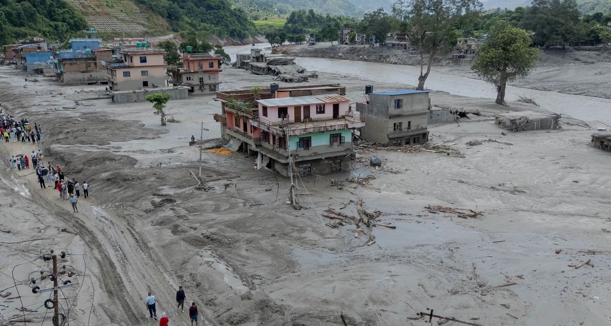 Banjir Dahsyat Nepal dan Tibet, Ribuan Orang Hilang dan Ratusan Korban Tewas
