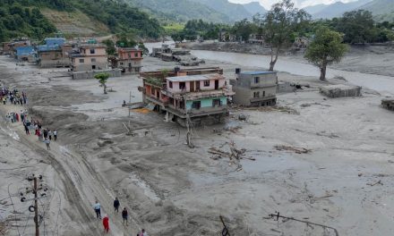 Banjir Dahsyat Nepal dan Tibet, Ribuan Orang Hilang dan Ratusan Korban Tewas
