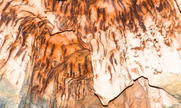 Gua Bloyot Berau, Jejak Manusia Purba yang Masih Terjaga