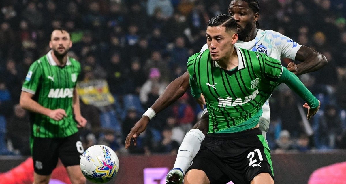 Sassuolo Singkirkan Frosinone Lewat Adu Penalti, Jay Idzes Tak Tampil dan Juventus Menanti